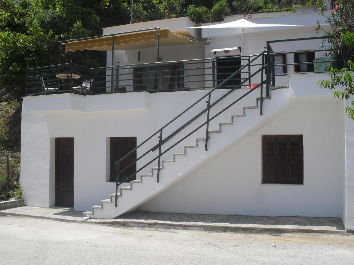 Kamari Guesthouse Keramídhion Exterior foto